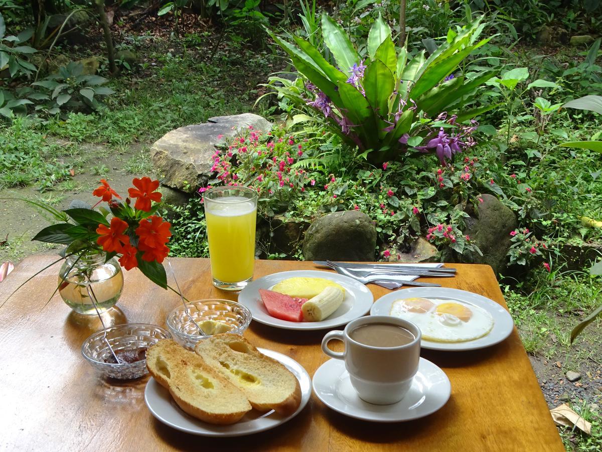 Cabanas Armonia Y Jardin De Orquideas Mindo Ngoại thất bức ảnh